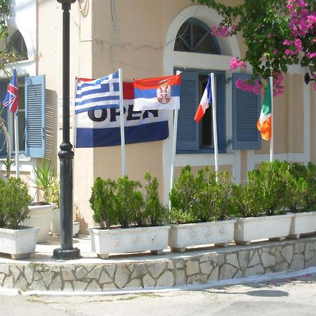 Louisa Studios Poros  Exteriör bild