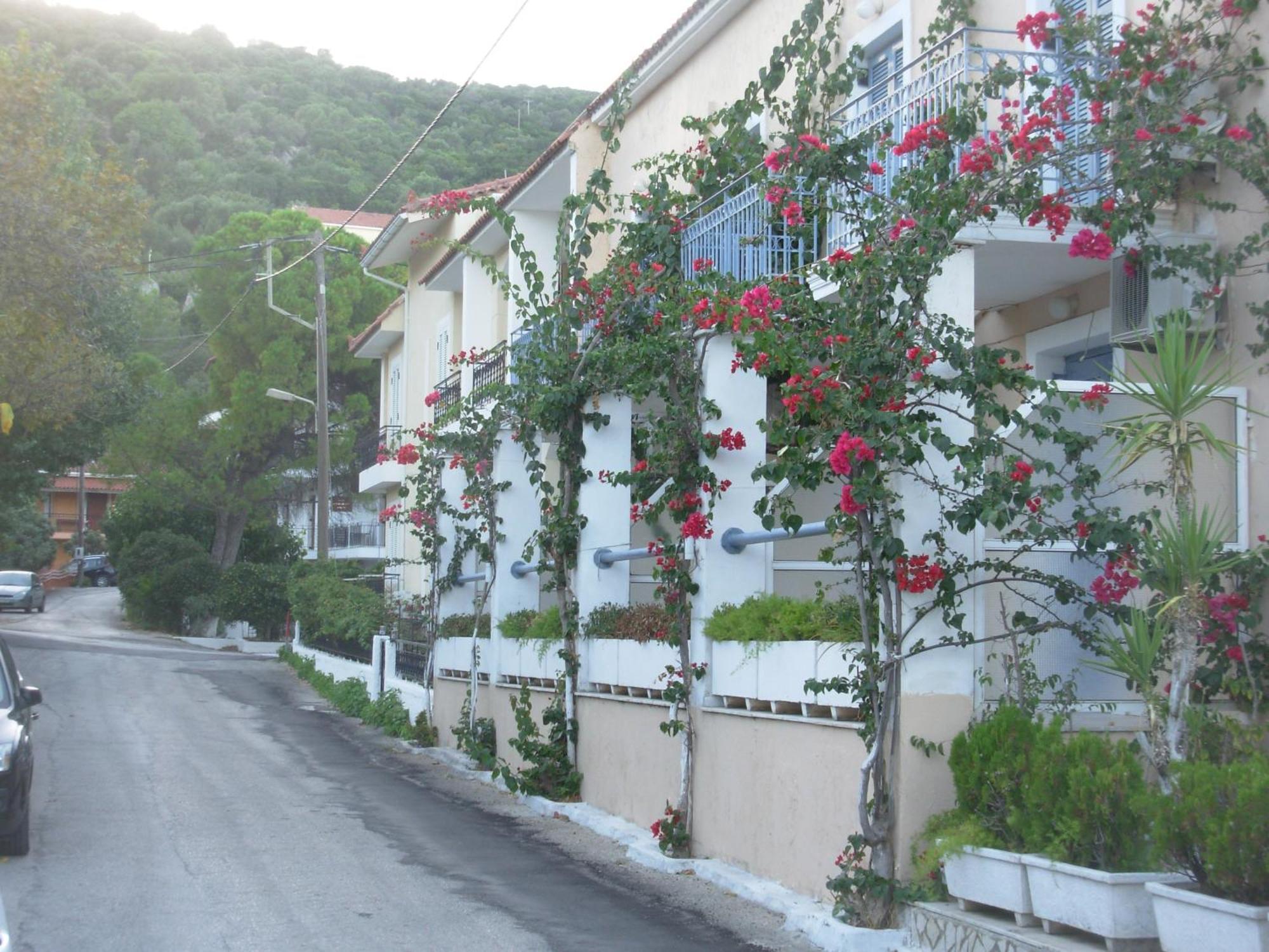 Louisa Studios Poros  Exteriör bild