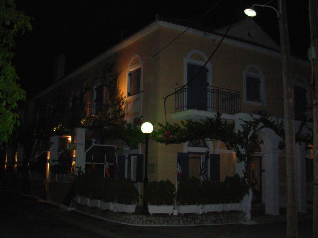 Louisa Studios Poros  Exteriör bild